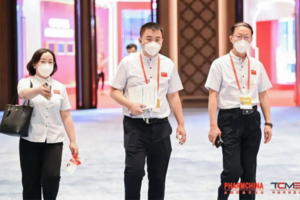 振东制药总裁杨连民、执行总裁李昆