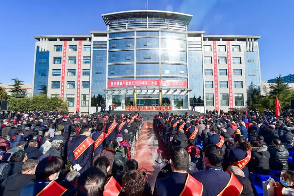 振东集团,冬助日