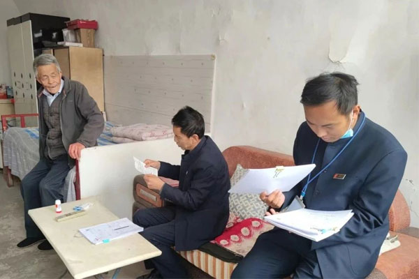 振东扶贫办走访